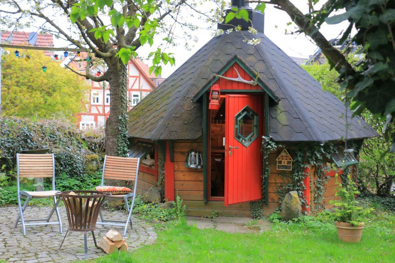 Alte Pfarre Gudensberg Apartment Exterior foto